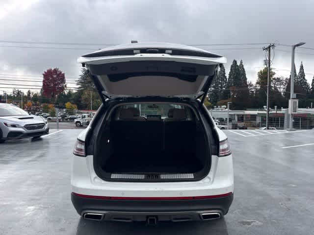 Used 2021 Lincoln Nautilus Reserve w/ Equipment Group 202A AWD/4WD image 9