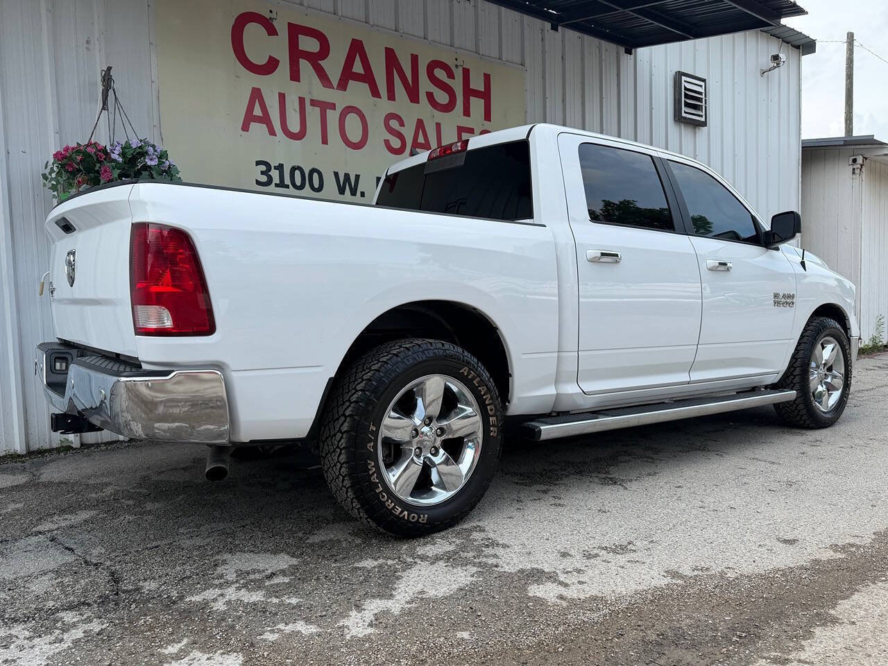 Used 2018 RAM 1500 Lone Star RWD image 4