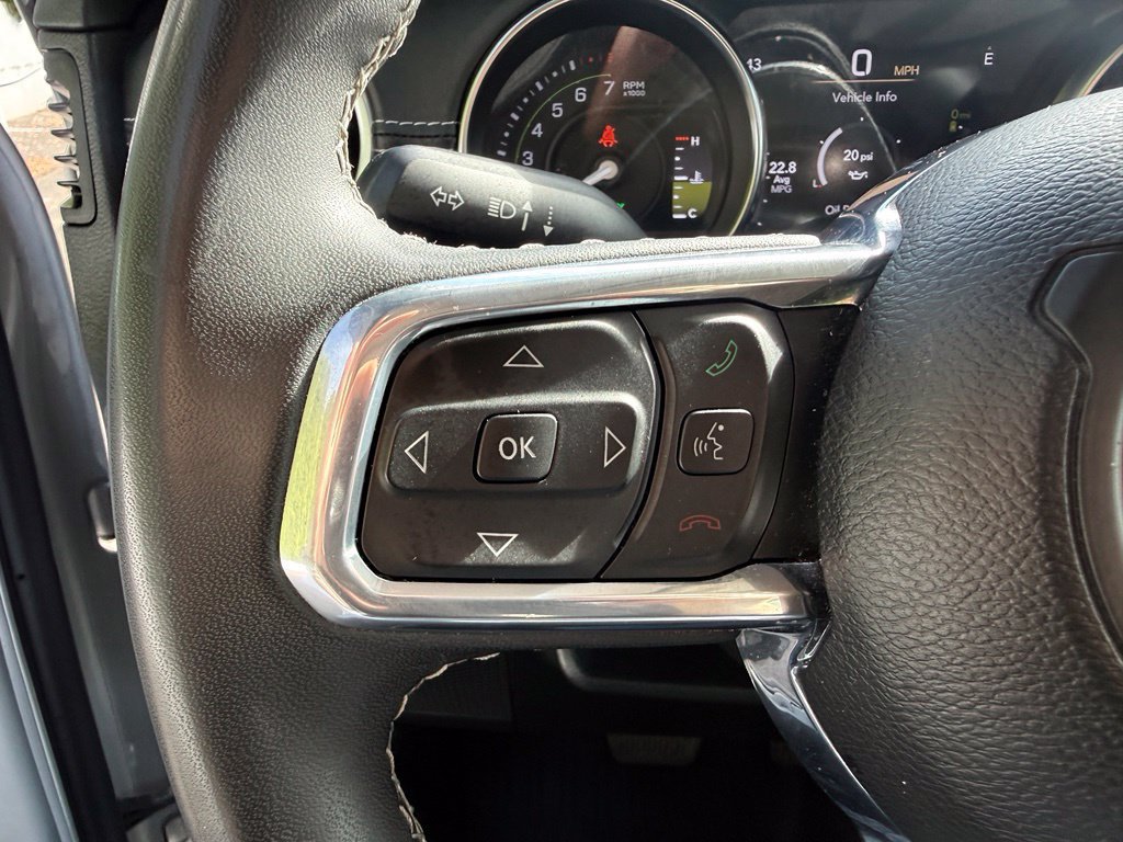 Used 2023 Jeep Wrangler Unlimited Sahara AWD/4WD image 27
