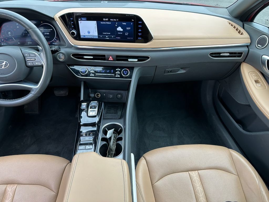 Used 2021 Hyundai Sonata Limited w/ Preferred Accessory Package FWD image 16