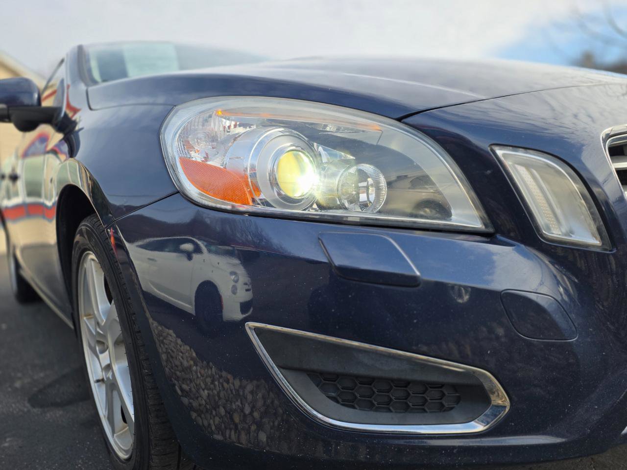 Used 2012 Volvo S60 T5 w/ Multimedia Pkg FWD image 13