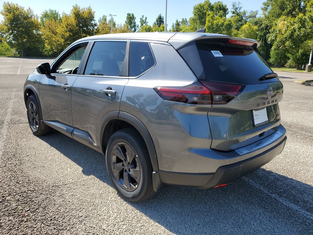 New 2026 Nissan Rogue SV AWD/4WD image 3