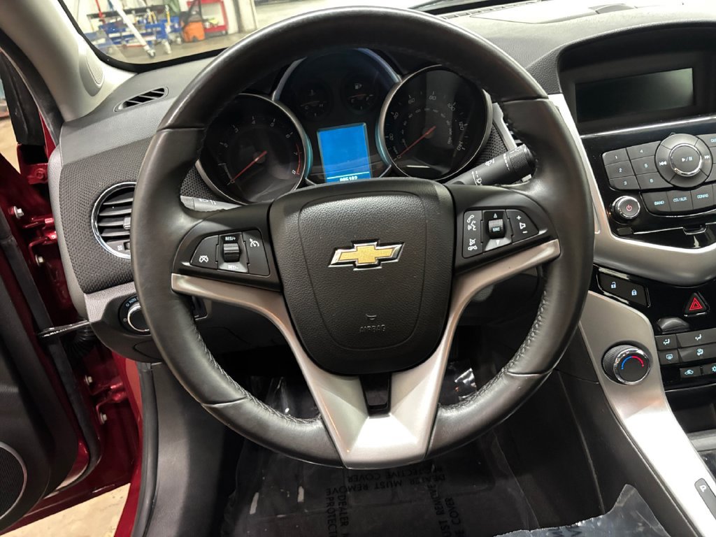 Used 2011 Chevrolet Cruze LT FWD image 21
