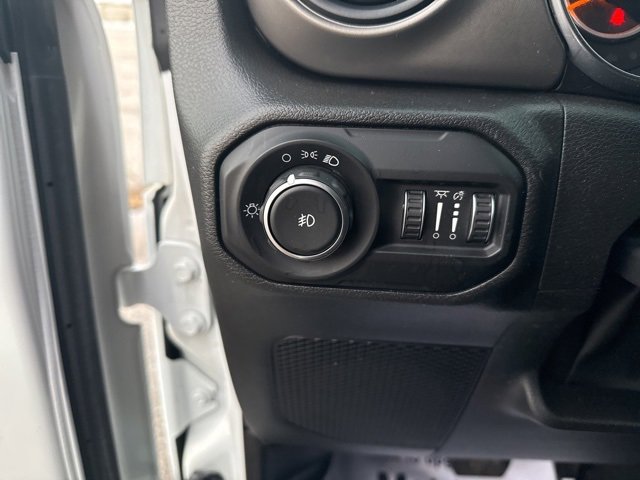 Used 2022 Jeep Wrangler Unlimited Sport image 17