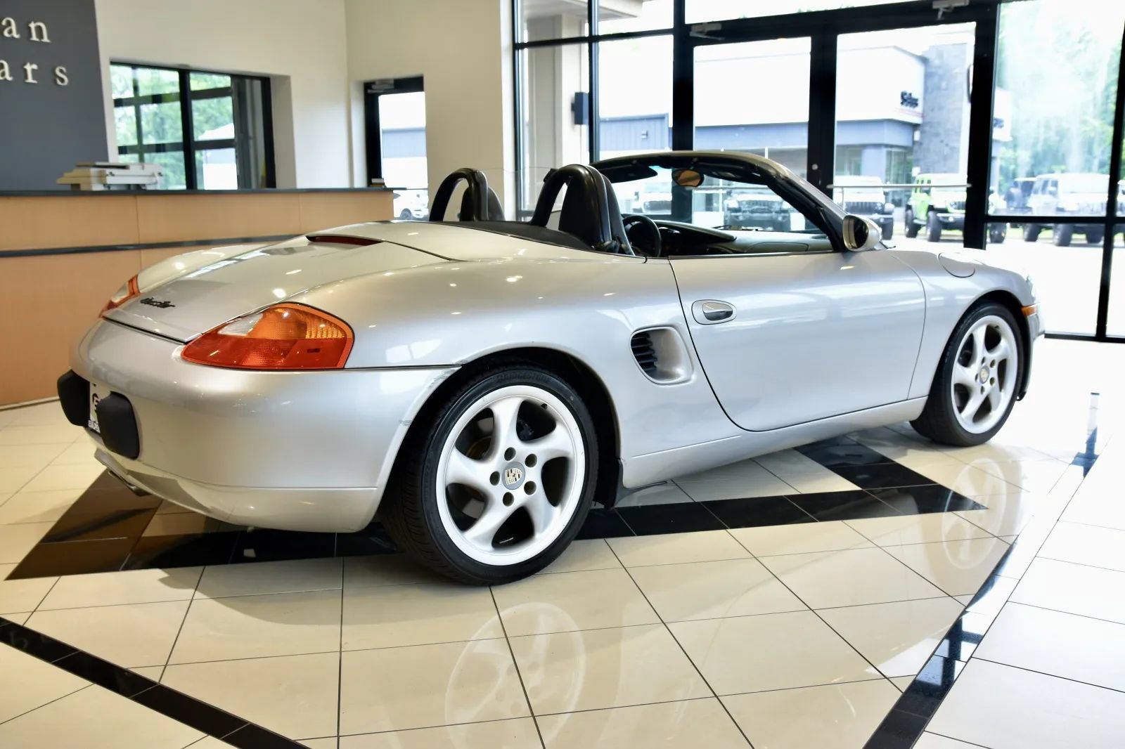 Used 2001 Porsche Boxster RWD image 11