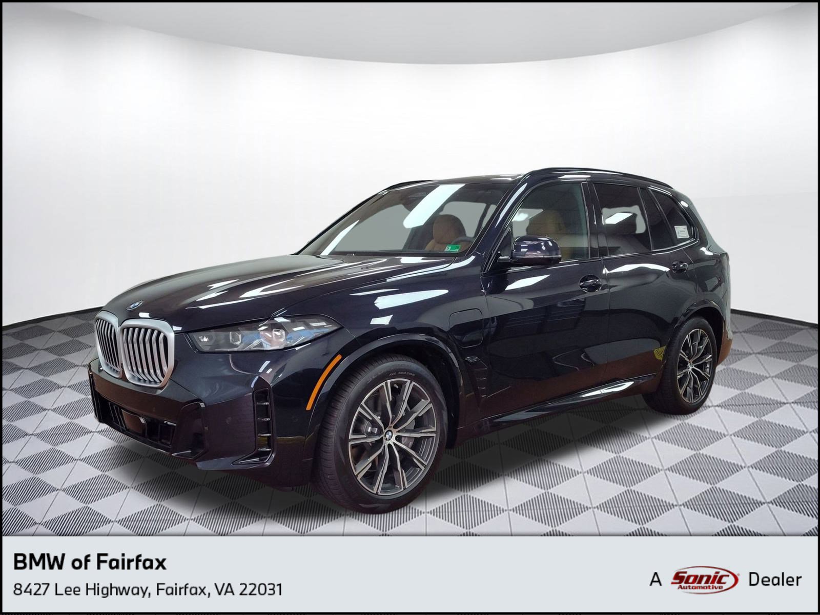 Used 2026 BMW X5 xDrive50e w/ M Sport Package image 1