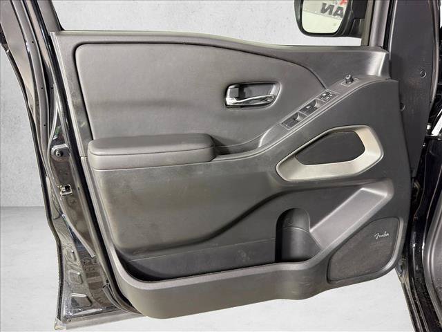 Used 2024 Nissan Frontier SV w/ SV Convenience Package RWD image 10