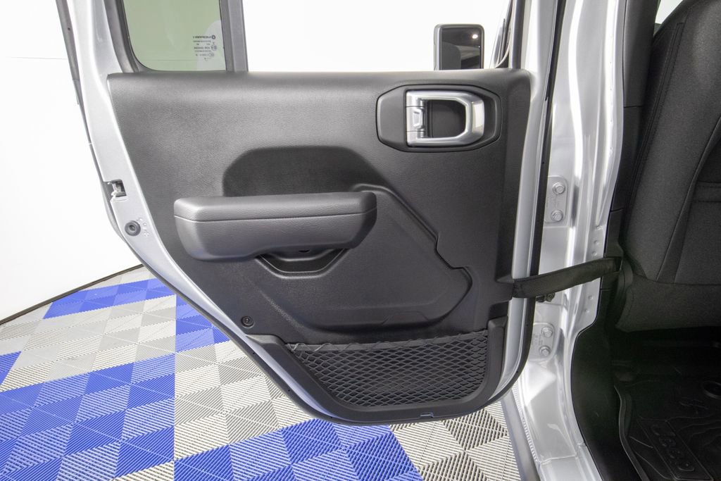 Used 2024 Jeep Wrangler Unlimited Sport AWD/4WD image 14