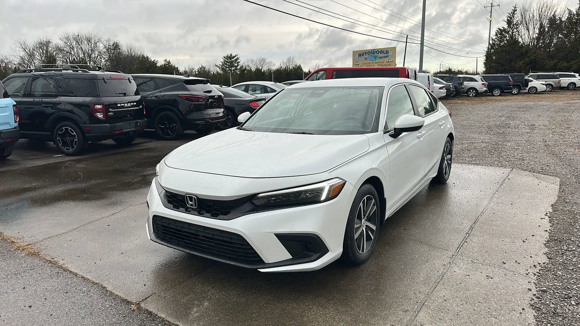 Used 2024 Honda Civic LX image 1