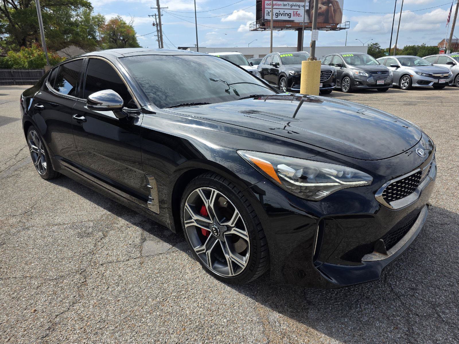 Used 2020 Kia Stinger GT1 AWD/4WD image 3