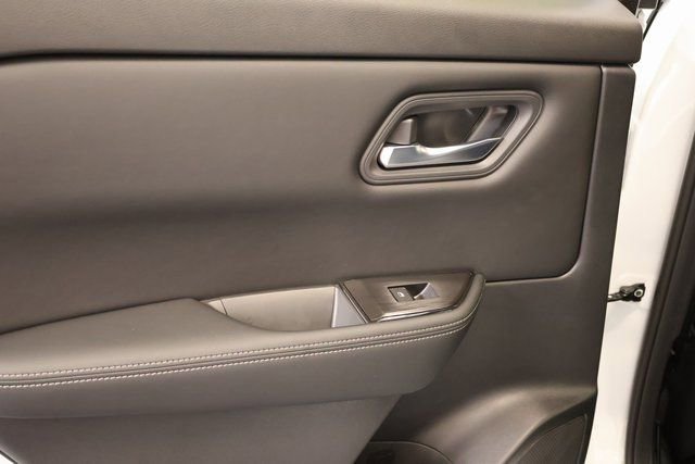 New 2026 Nissan Rogue SV image 24