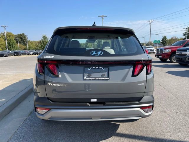 New 2025 Hyundai Tucson SE image 6