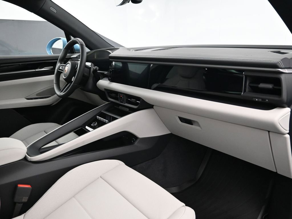New 2026 Porsche Macan Electric image 13
