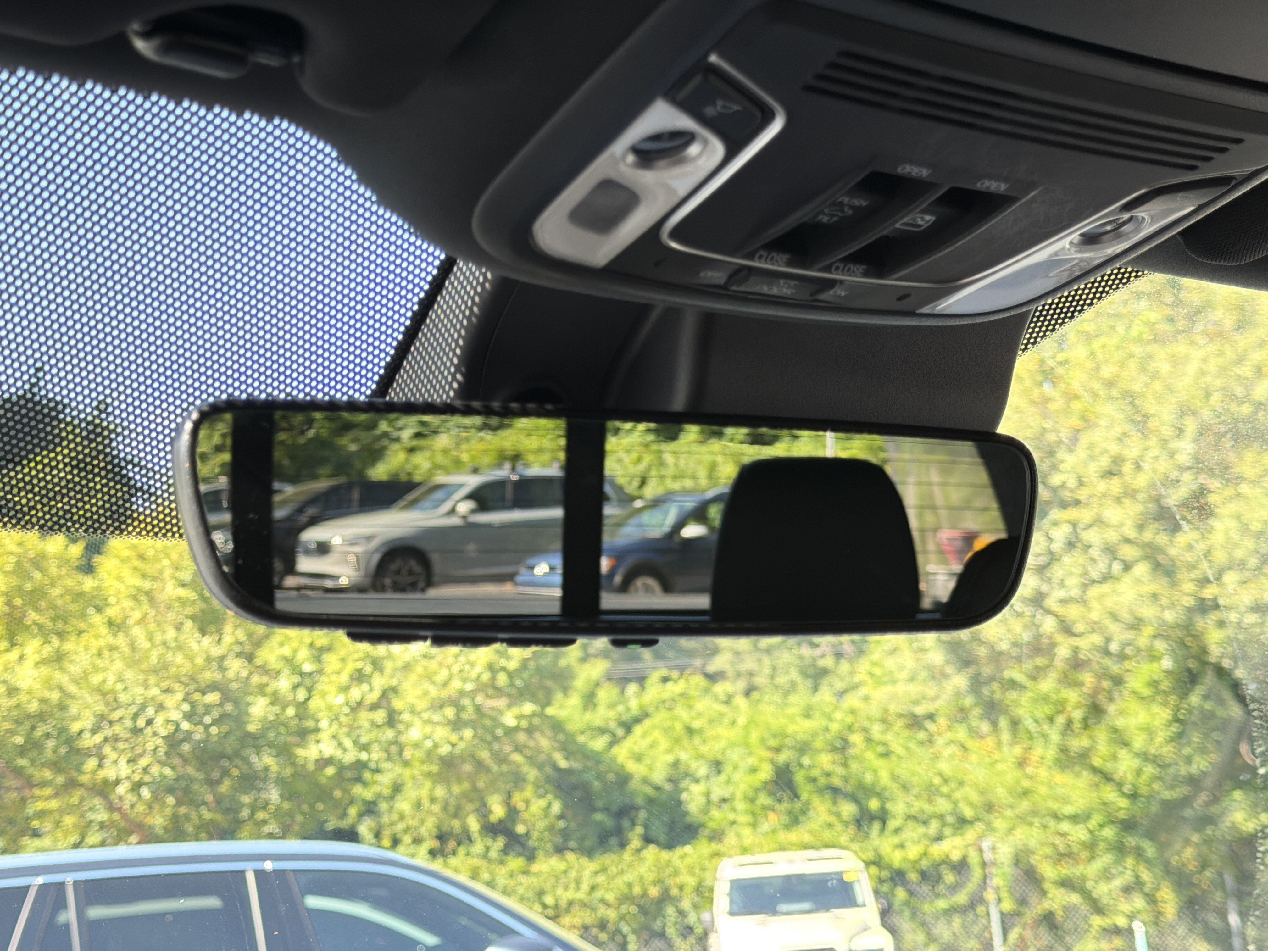 Used 2025 Honda Ridgeline Black Edition image 27
