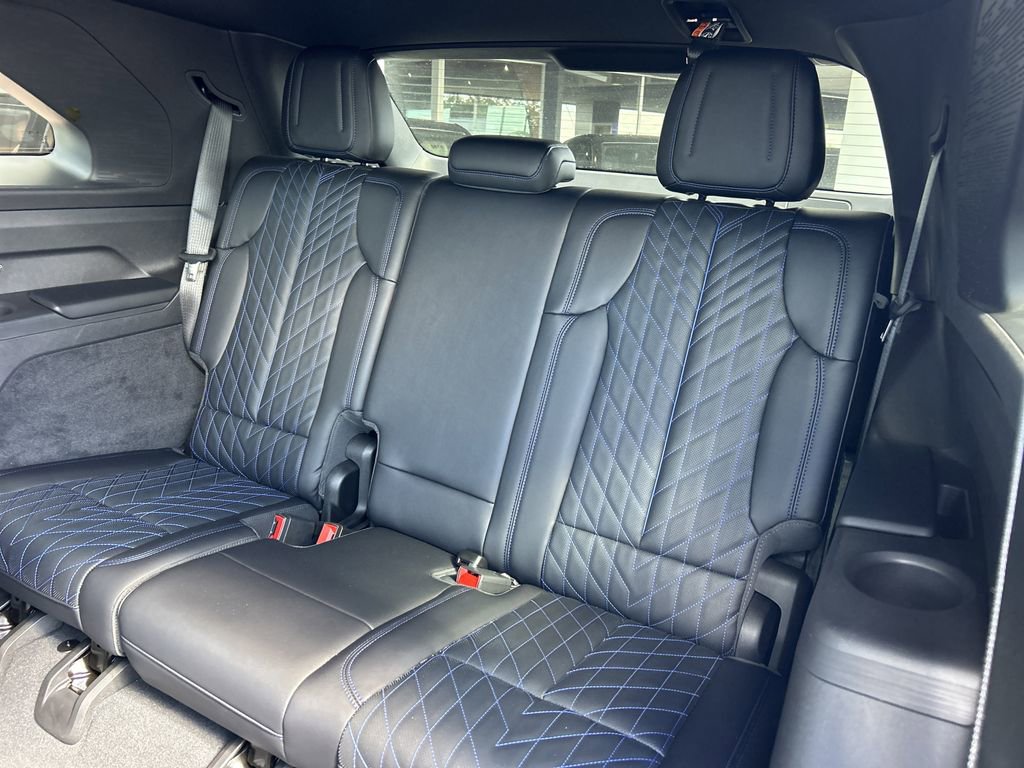 New 2026 Cadillac Escalade IQ Luxury 1 image 18