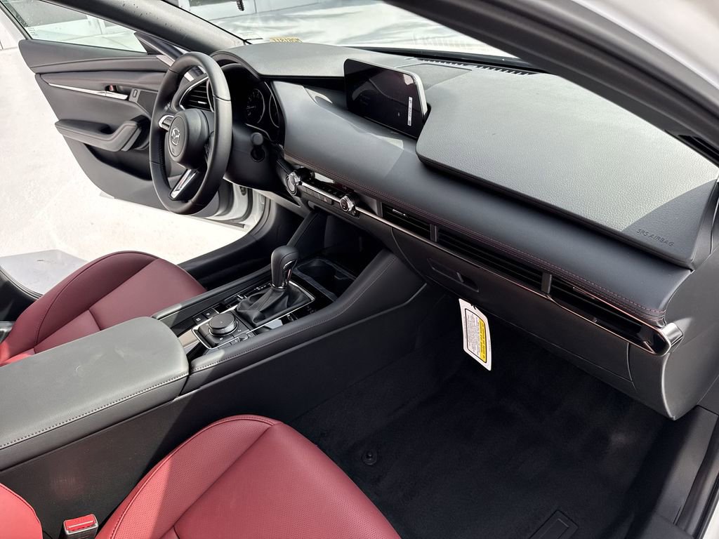 New 2026 MAZDA MAZDA3 Carbon AWD/4WD image 32