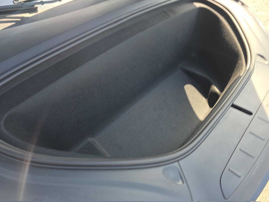 Used 2022 Tesla Model X Plaid image 26