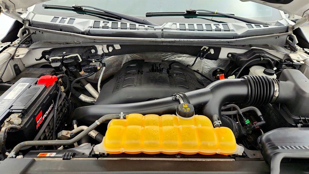 Used 2016 Ford F150 Platinum w/ Technology Package AWD/4WD image 26