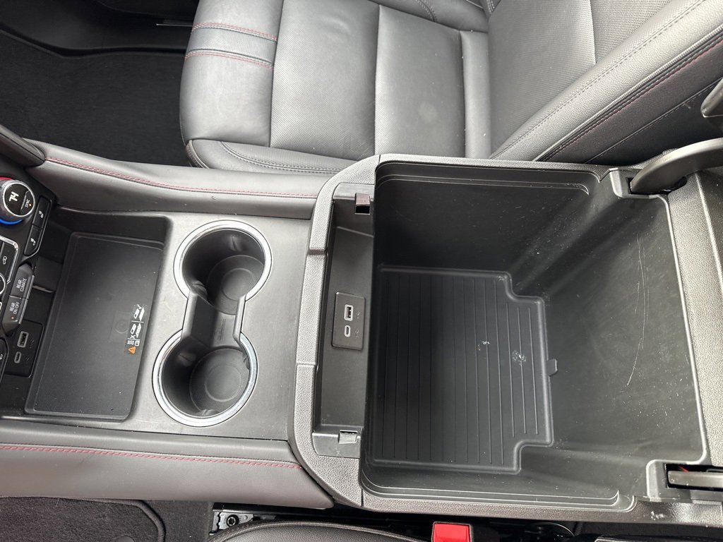 Used 2023 Chevrolet Suburban RST w/ Luxury Package image 19