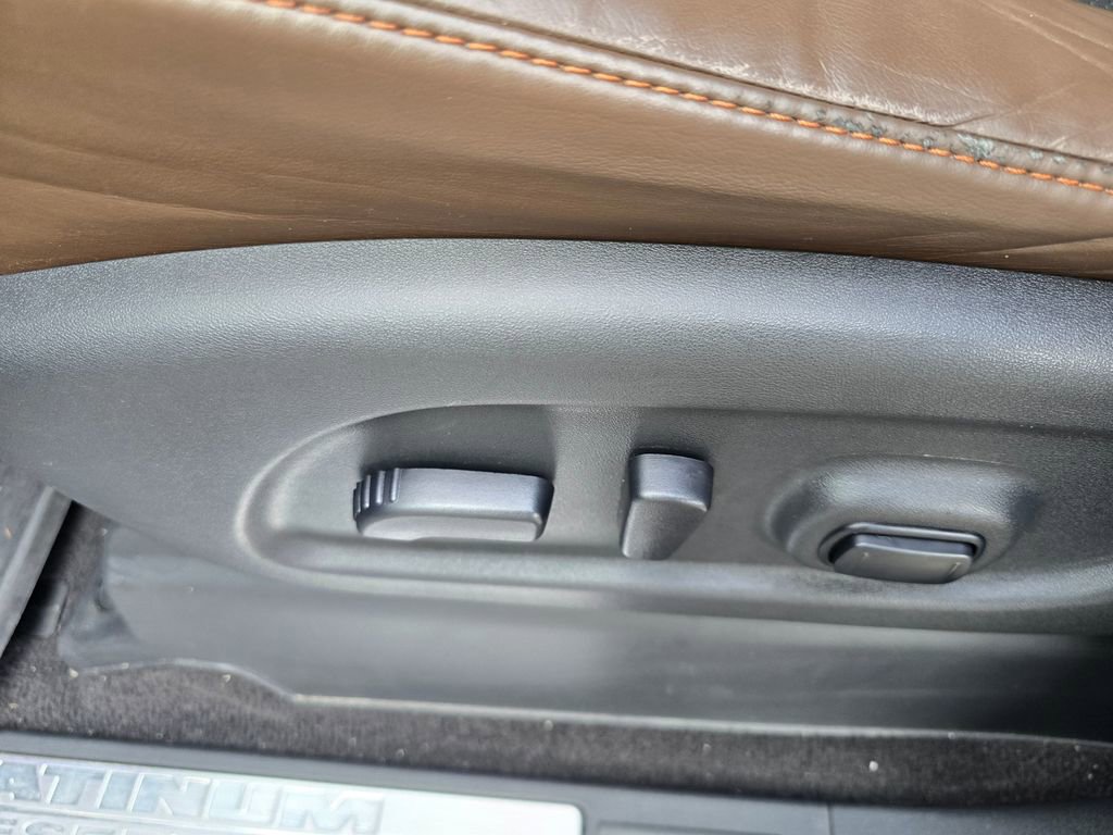 Used 2016 Nissan Titan Platinum Reserve image 23