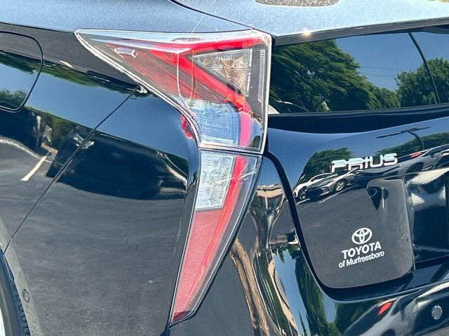 Used 2018 Toyota Prius Four Touring w/ Premium Convenience Package FWD image 11