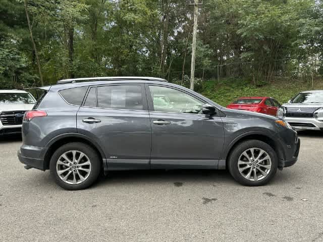 Used 2017 Toyota RAV4 Limited w/ Carpet Mat Package AWD/4WD image 3