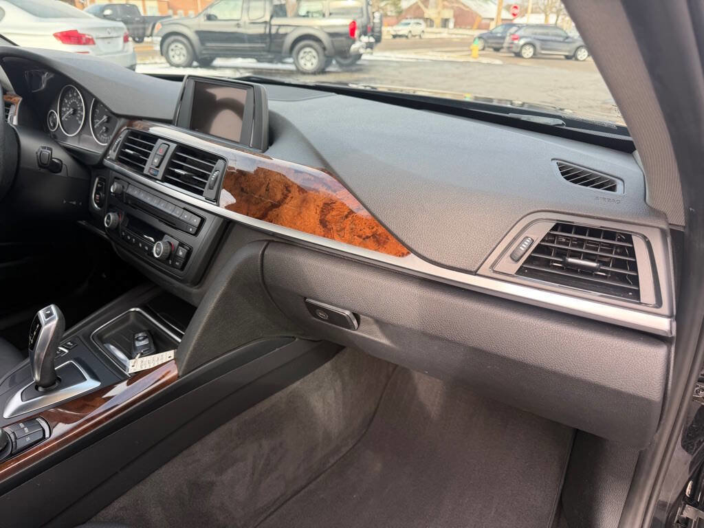 Used 2014 BMW 328i xDrive Sedan image 12