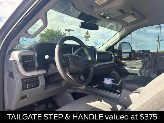 Used 2024 Ford F250 XLT w/ Black Appearance Package AWD/4WD image 12