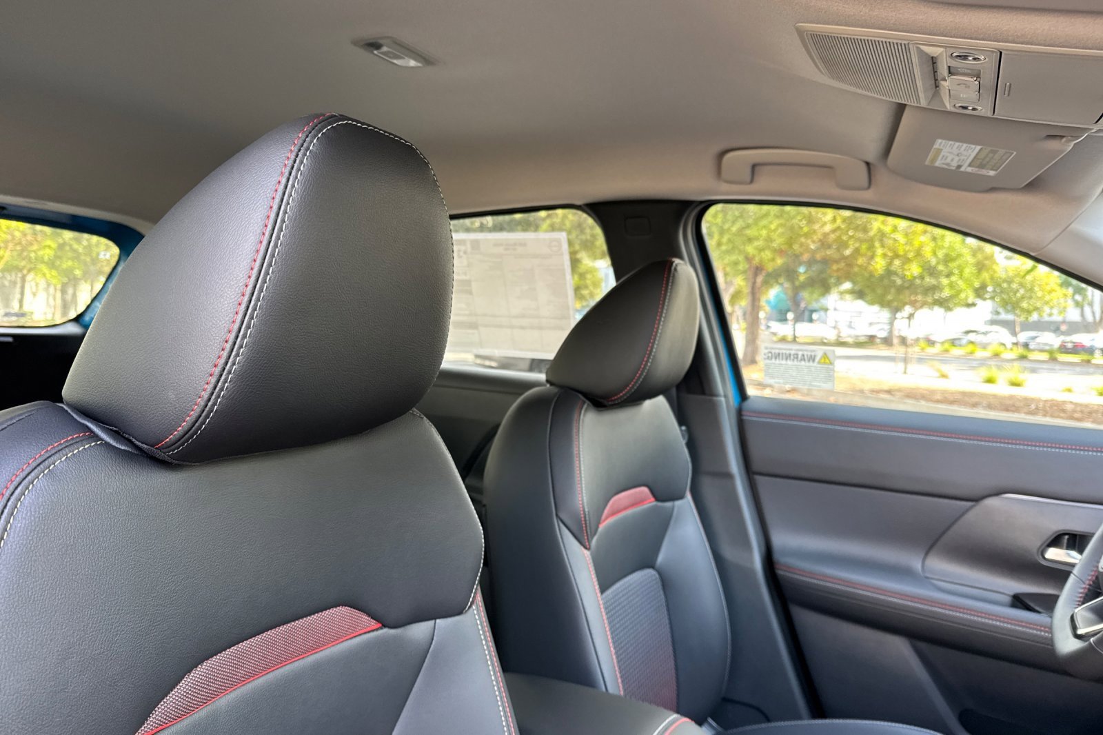 New 2026 Nissan Kicks SR image 14