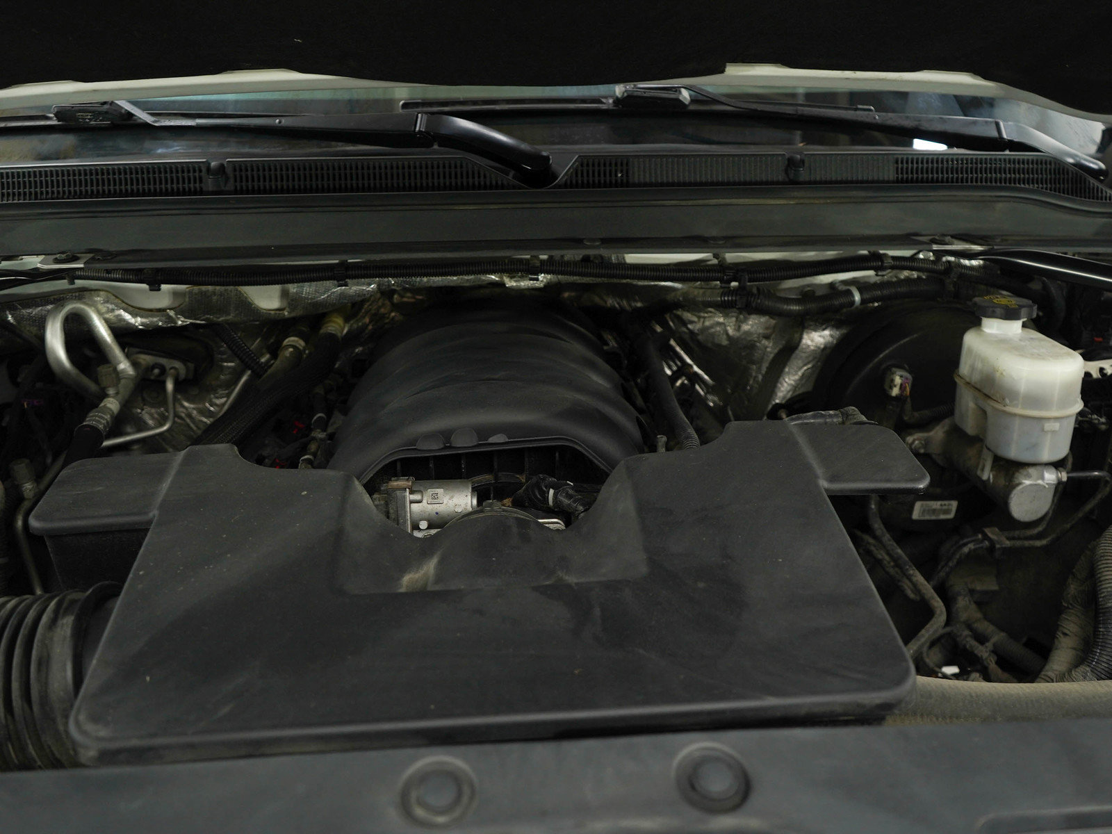 Used 2017 GMC Yukon Denali w/ Open Road Package image 34