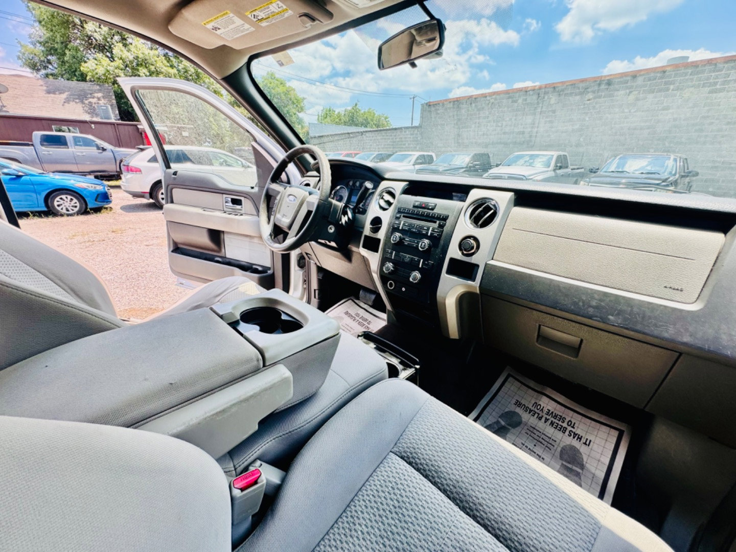 Used 2010 Ford F150 XL image 9