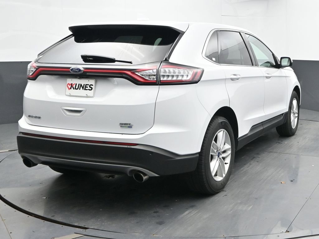 Used 2017 Ford Edge SEL w/ Equipment Group 201A AWD/4WD image 9