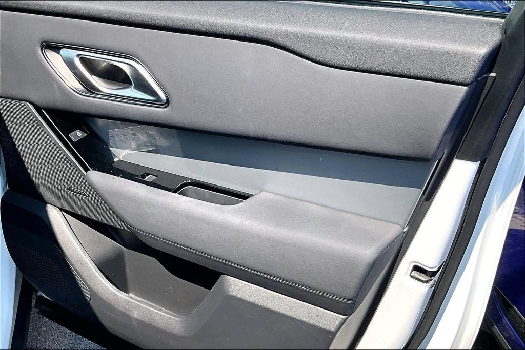 Used 2024 Land Rover Range Rover Velar S AWD/4WD image 19