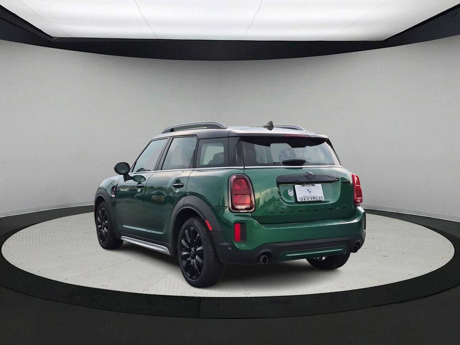 Used 2024 MINI Cooper Countryman S w/ Premium Package FWD image 6