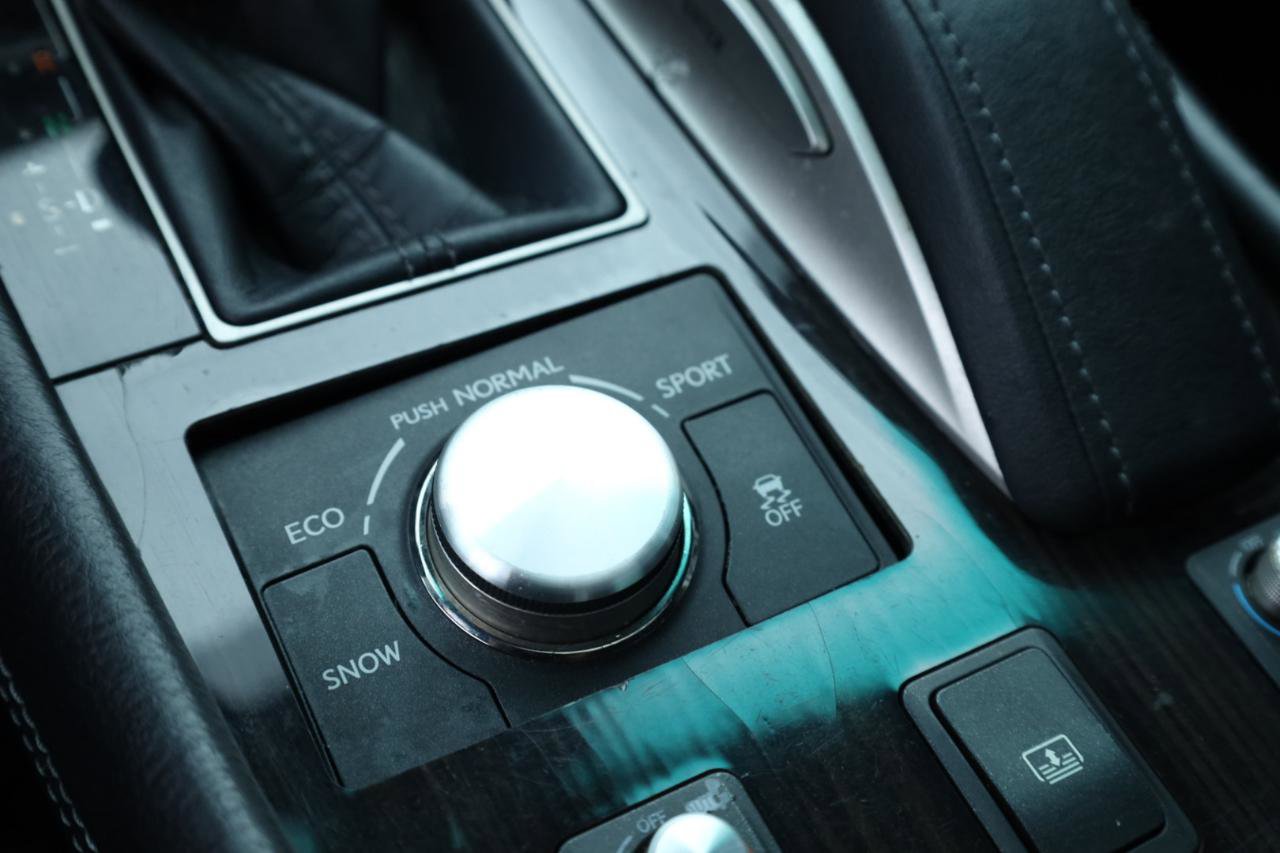 Used 2017 Lexus LS 460 w/ Comfort Package image 12