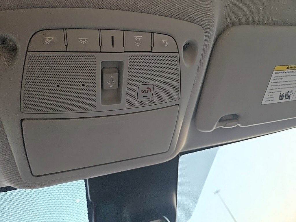 Used 2021 Nissan Rogue Sport SL w/ Premium Package image 22