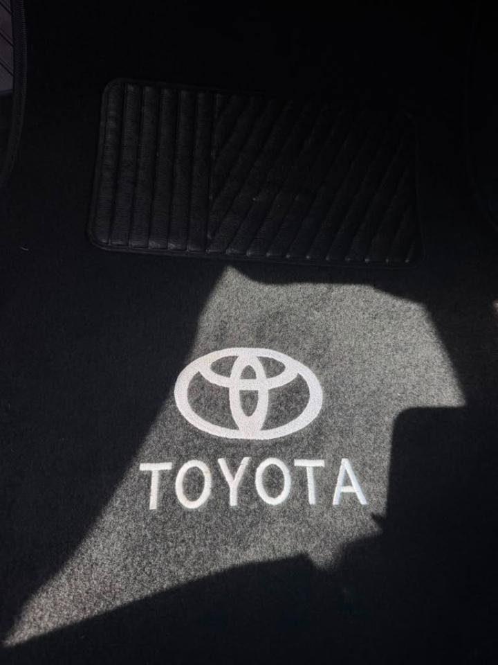 Used 2017 Toyota Tacoma SR5 w/ Tow Package AWD/4WD image 30