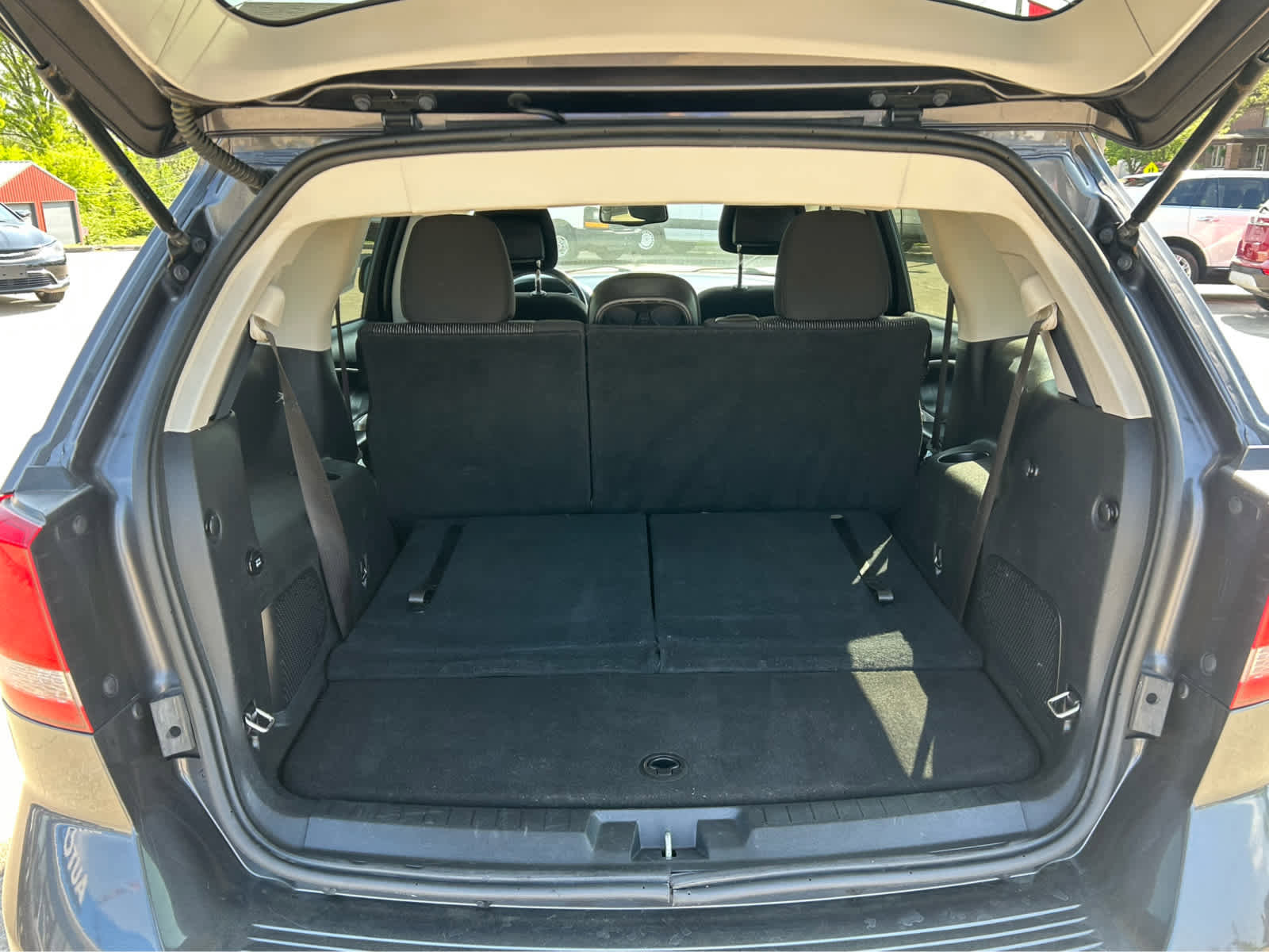 Used 2014 Dodge Journey SXT w/ Flexible Seating Group FWD image 7
