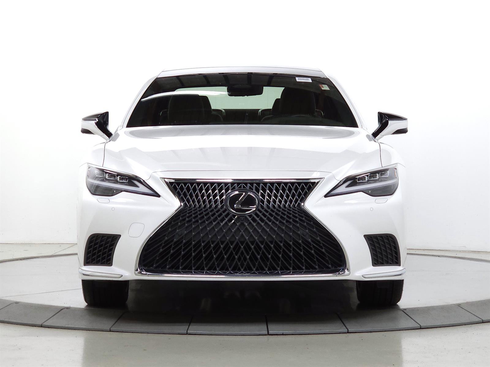 Used 2024 Lexus LS 500 AWD w/ Luxury Package image 2