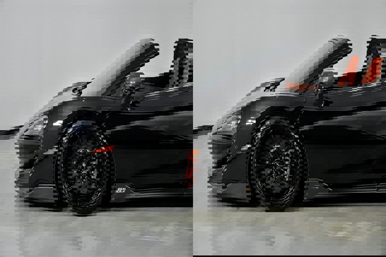 Used 2020 McLaren 600LT Spider image 8