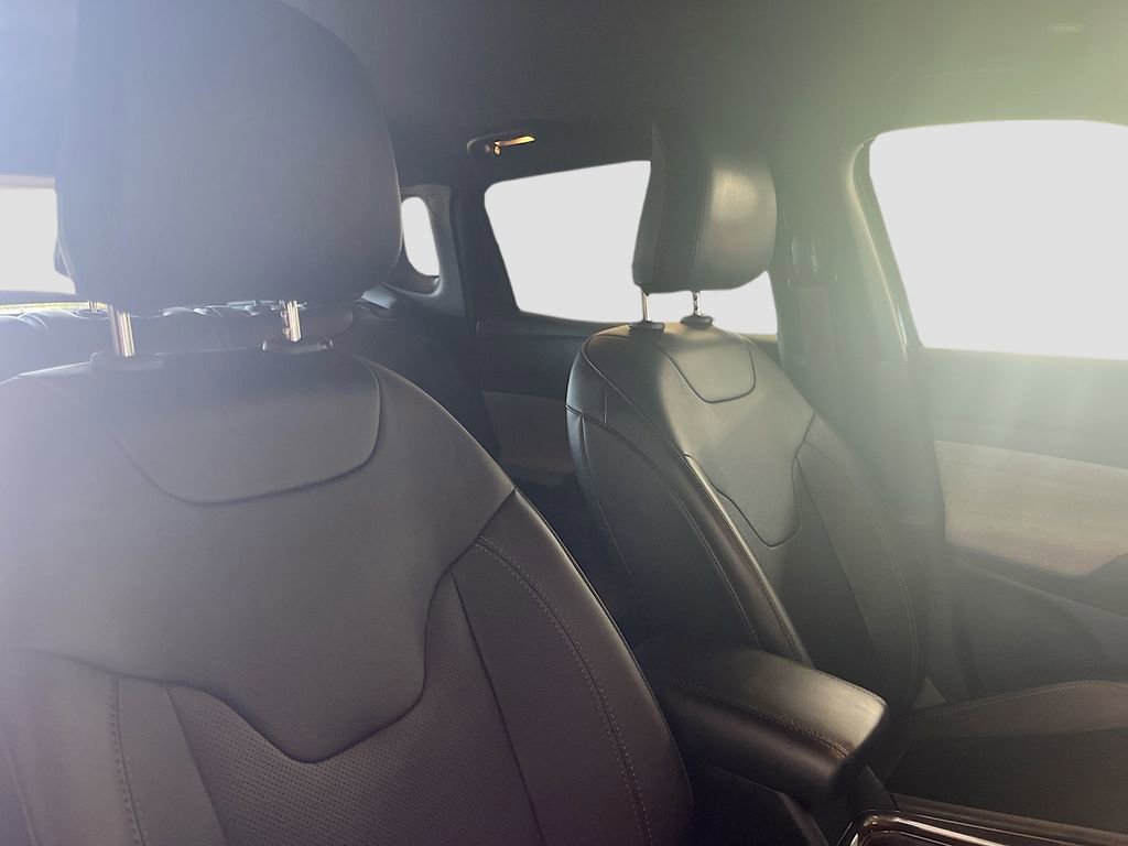 Used 2023 Jeep Compass Latitude image 26