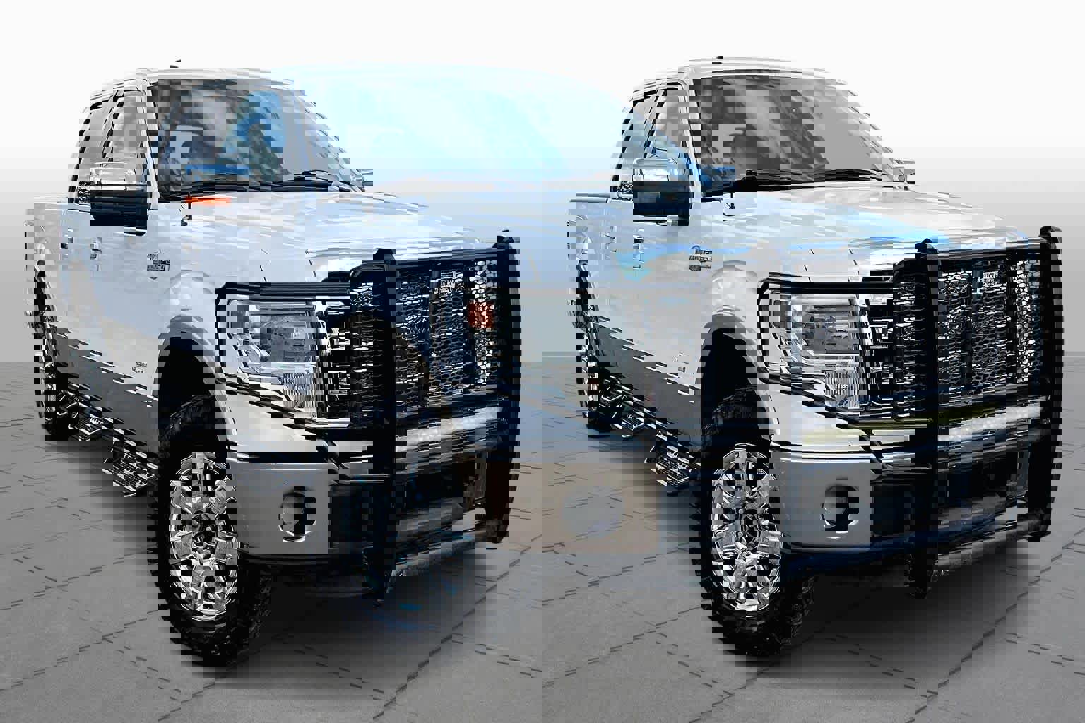 Used 2013 Ford F150 King Ranch w/ King Ranch Luxury Pkg AWD/4WD image 2