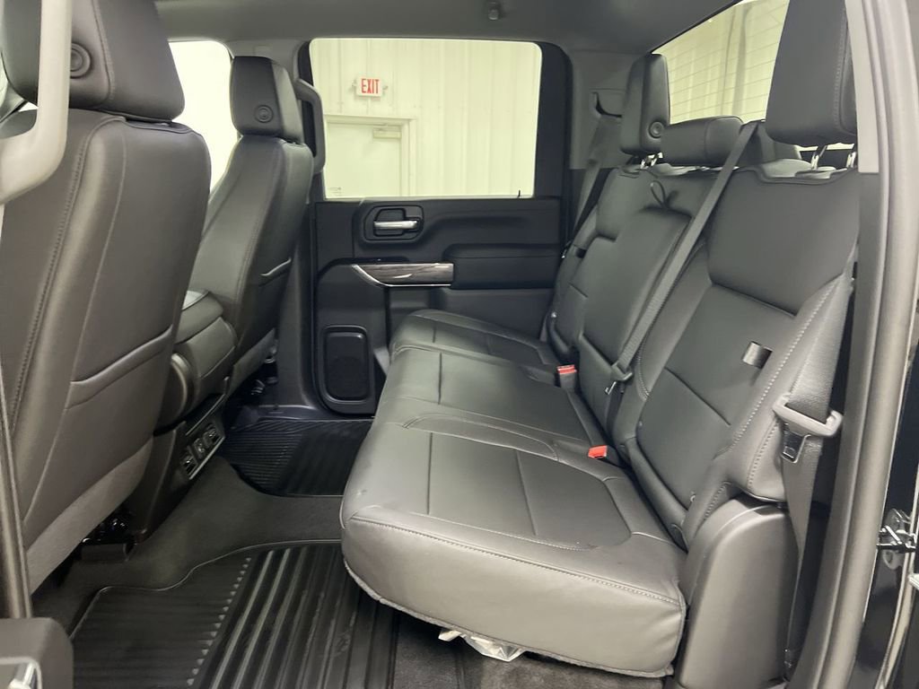 Used 2023 Chevrolet Silverado 2500 LTZ w/ Gooseneck/5TH Wheel Package AWD/4WD image 22