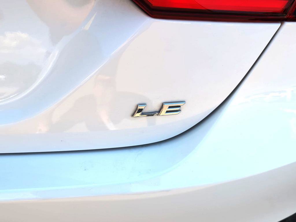 Used 2022 Toyota Camry LE image 31