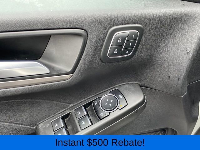Used 2022 Ford Escape Titanium image 17