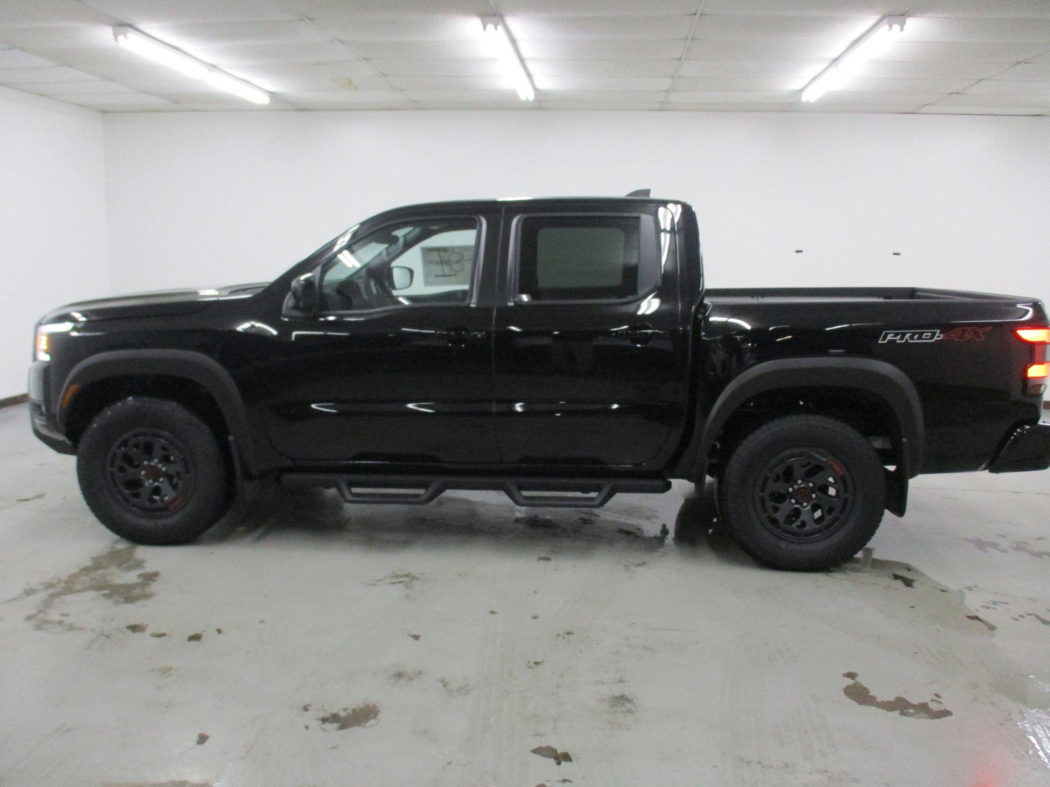 New 2026 Nissan Frontier PRO-4X w/ Pro Premium Package image 7