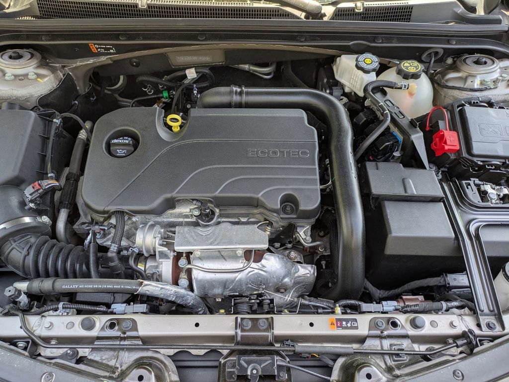 Used 2024 Chevrolet Malibu LT image 31