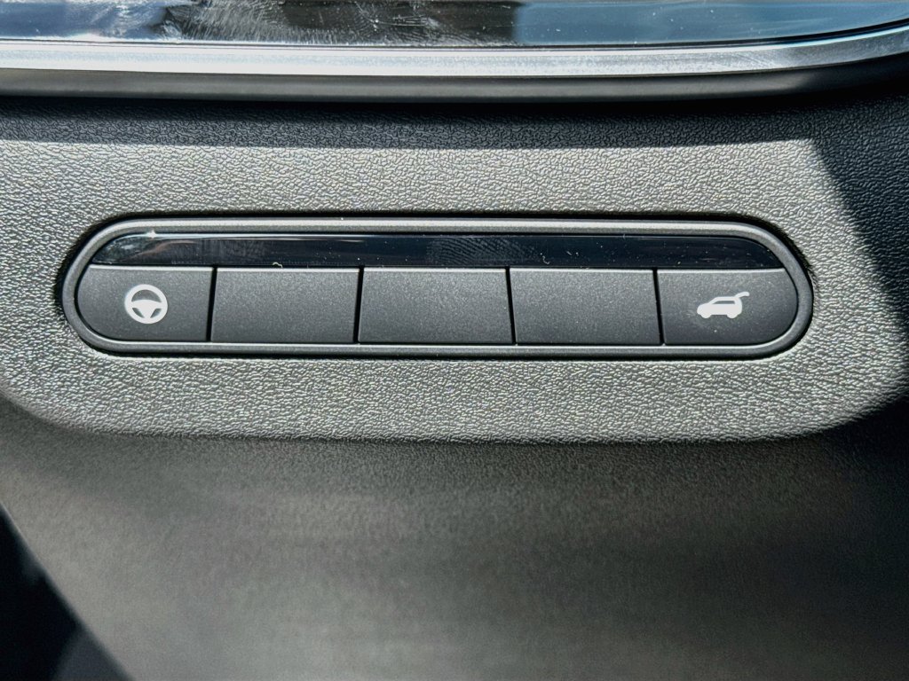 New 2027 INFINITI QX60 Luxe w/ Cargo Package FWD image 10