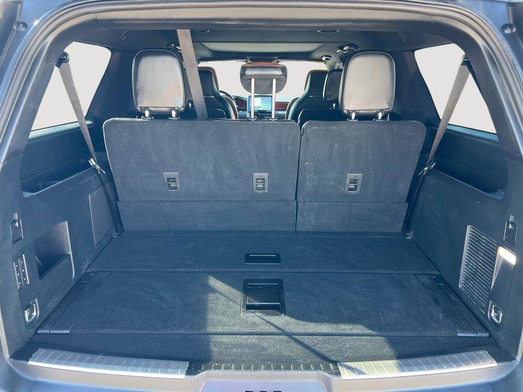 Used 2021 Lincoln Navigator L Reserve w/ Luxury Package image 24