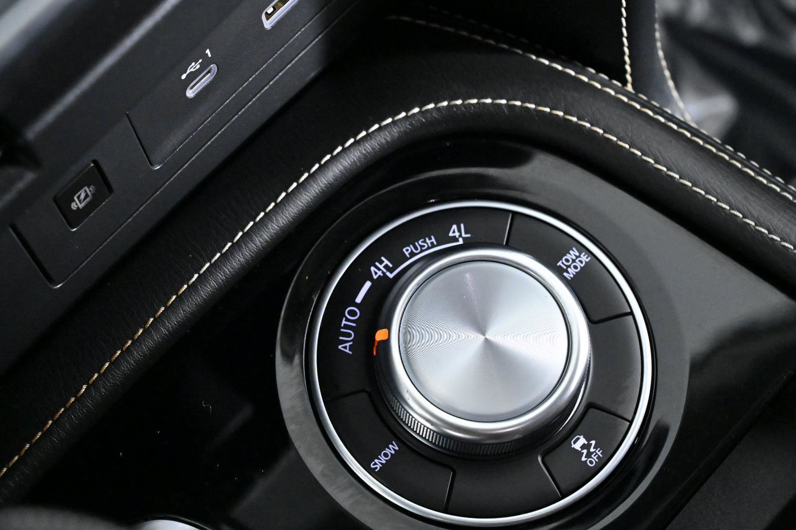 Certified 2023 INFINITI QX80 Premium Select w/ Cargo Package image 23